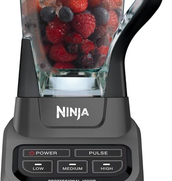 Ninja Liquidificador profissional BL610 de 2040 g com base de 1000 watts e tecnologia de trituração total para smoothies, gelo e frutas congeladas, preto, 24 cm C x 19 cm L x 43 cm A